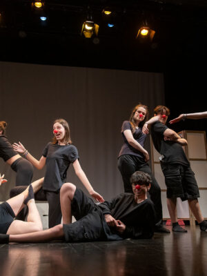 TEATRO JUNIOR (PRÓXIMAMENTE)
